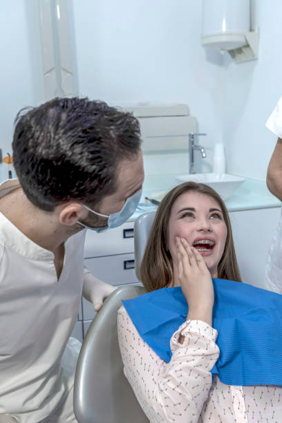 Best Broken or Cracked Tooth Emergency Dentist in Pahokee, FL